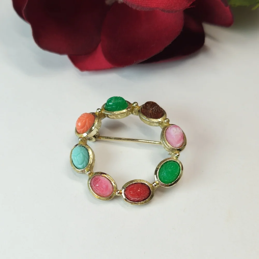 Vintage Multi Gemstone Scarab Round Gold Tone Brooch
